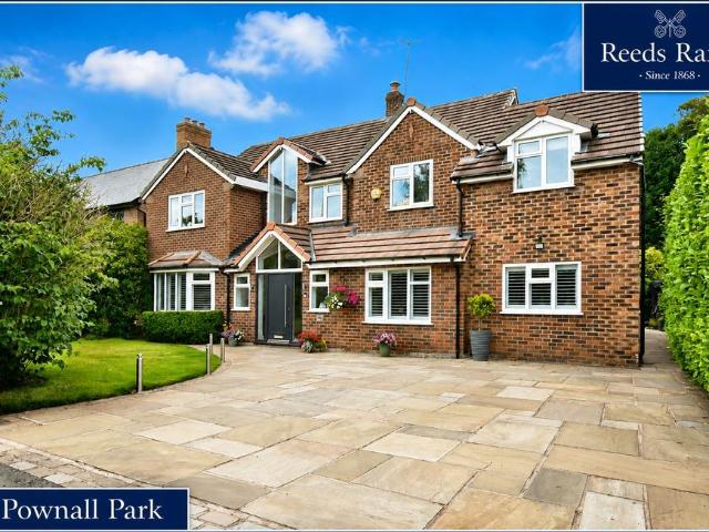 5 bedroom detached house for sale