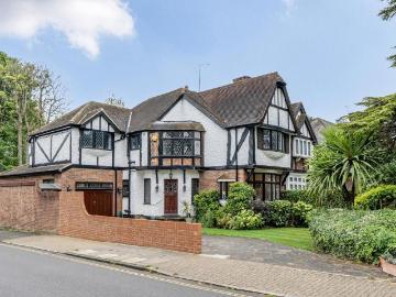 5 bedroom house for sale