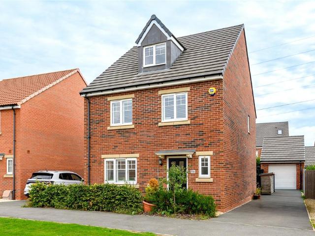 5 bedroom detached house for sale