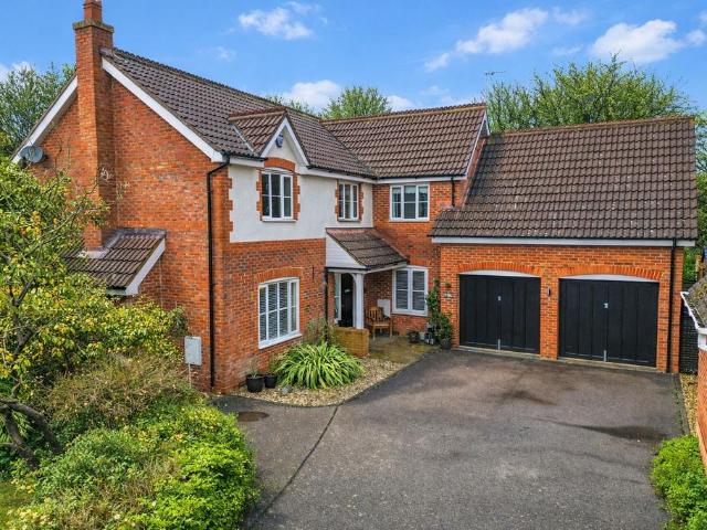 5 bedroom detached house for sale