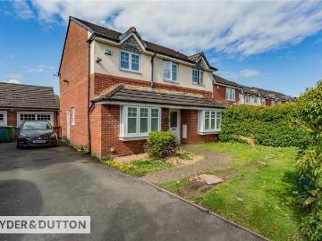 5 bedroom detached house for sale