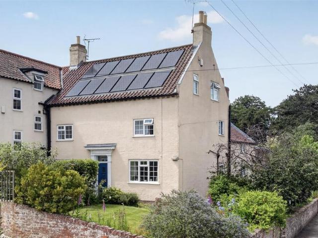 5 bedroom semi detached house for sale