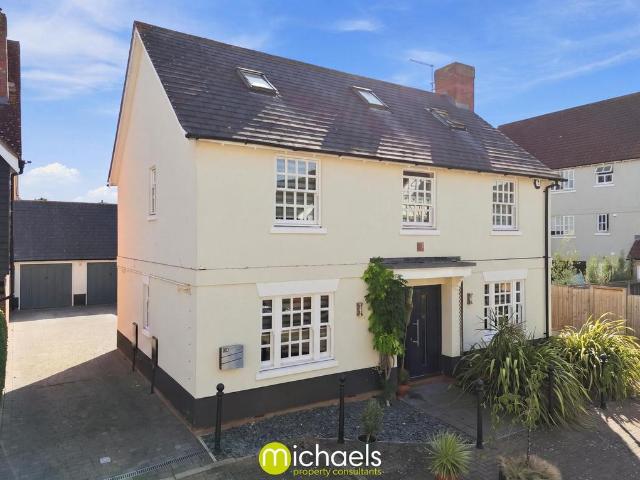 5 bedroom detached house for sale