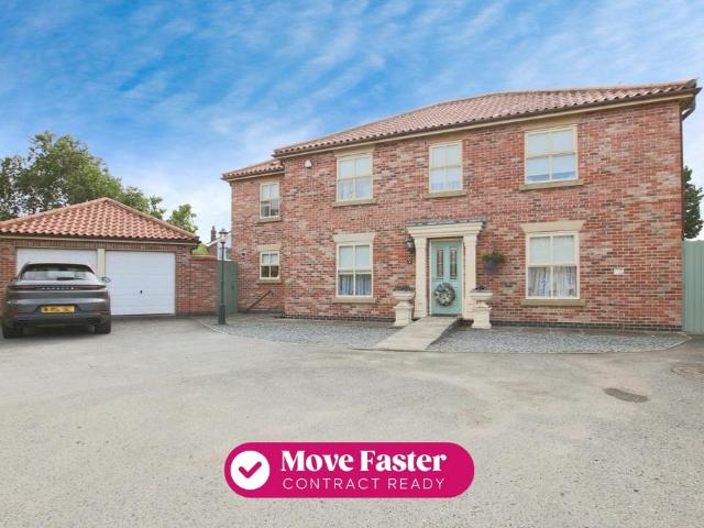 5 bedroom detached house for sale
