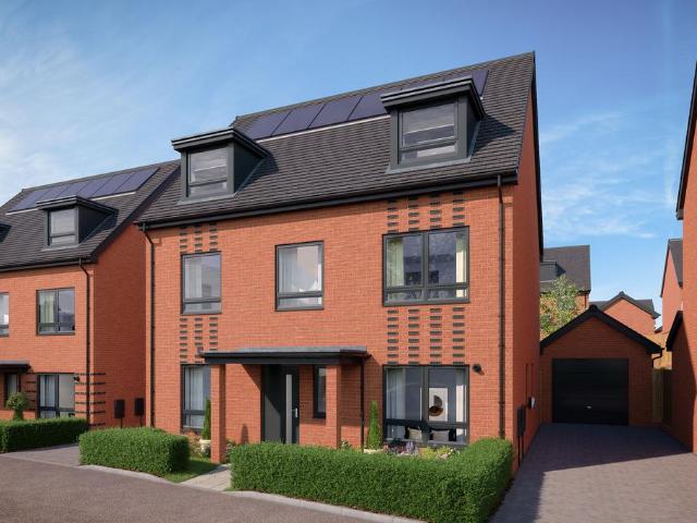 5 bedroom detached house for sale