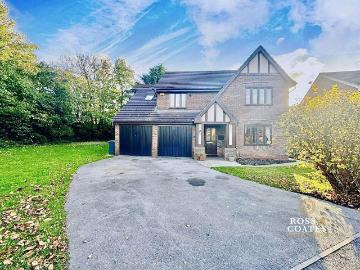 5 bedroom detached house for sale