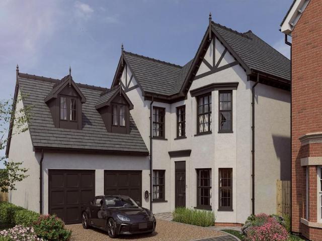 5 bedroom detached house for sale