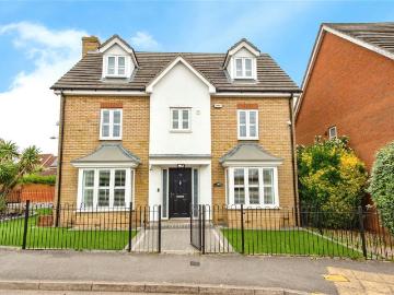 5 bedroom detached house for sale