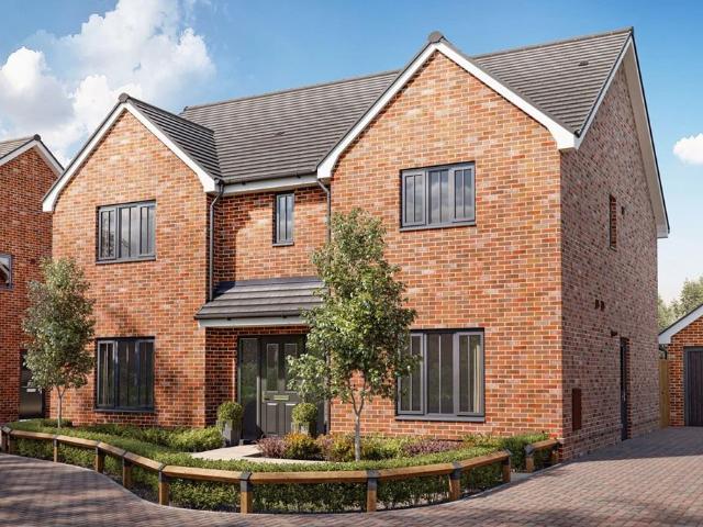 5 bedroom detached house for sale
