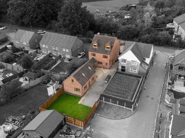 5 bedroom detached house for sale