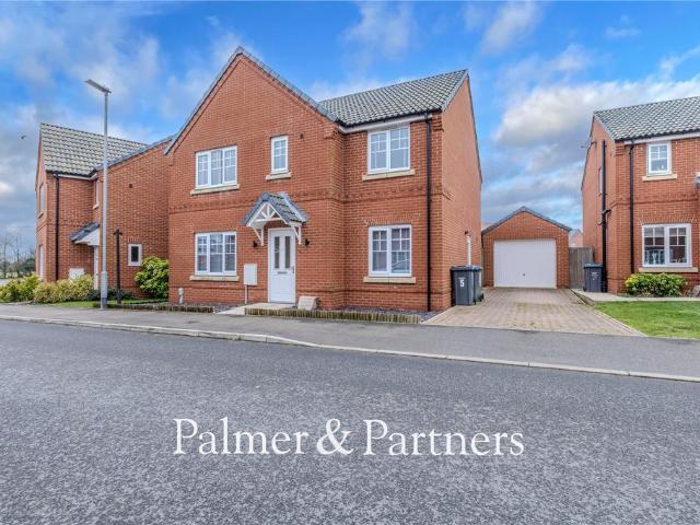 5 bedroom detached house for sale