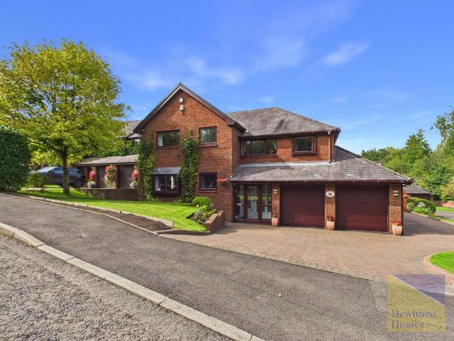 5 bedroom detached house for sale