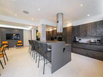 Hendon, London, Greater London - Garden