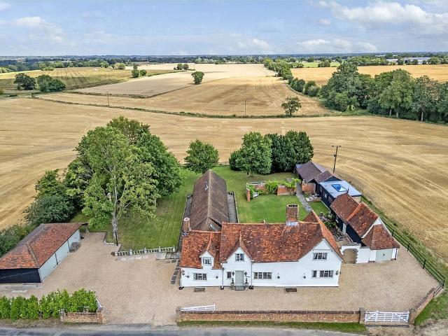 5 bedroom detached house for sale