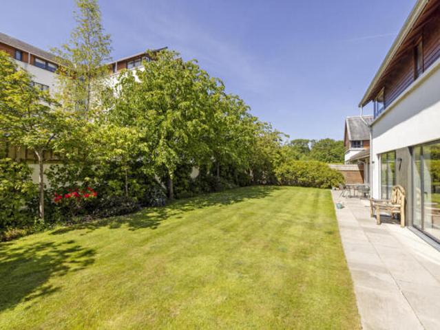 5 bedroom detached house for sale in 1 Brighouse Park Rigg, Cramond, Edinburgh, EH4 6QU, EH4