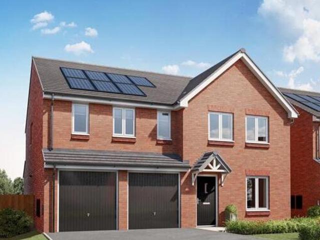 5 Bedroom Detached House For Sale In Blackburn, Lancashire