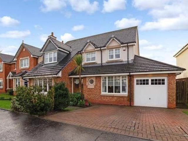 5 bedroom detached house for sale in Bracken Avenue Falkirk FK1