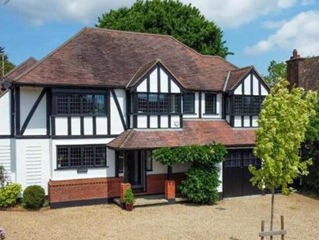 5 Bedroom Detached House For Sale In Brentwood, Essex