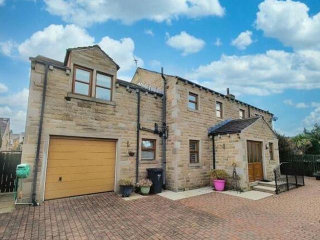 5 Bedroom Detached House For Sale In Brighouse