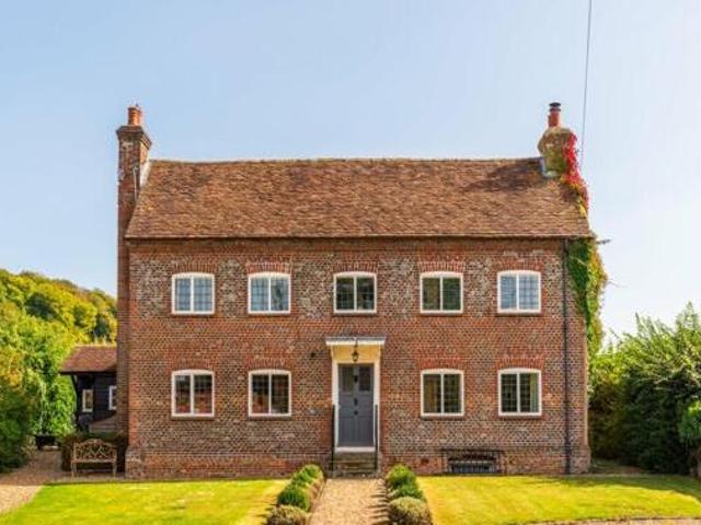 5 Bedroom Detached House For Sale In Great Missenden, Buckinghamshire