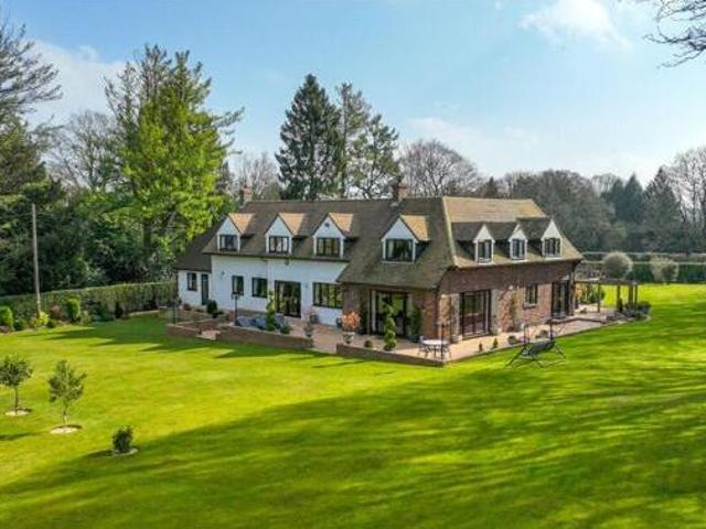5 Bedroom Detached House For Sale In Great Missenden, Buckinghamshire