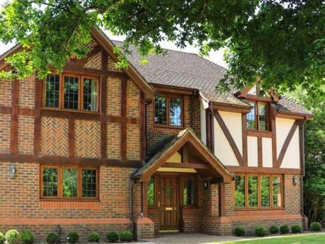 5 Bedroom Detached House For Sale In Great Missenden