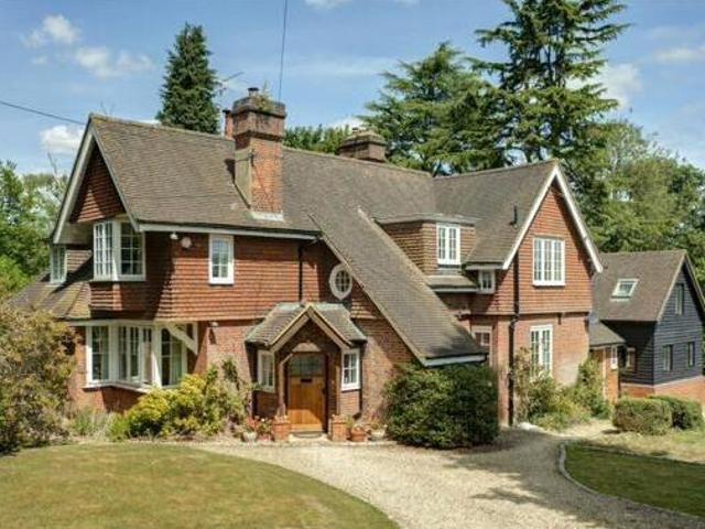 5 Bedroom Detached House For Sale In Great Missenden