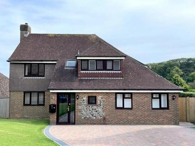 5 Bedroom Detached House For Sale In Eastbourne, East Sussex