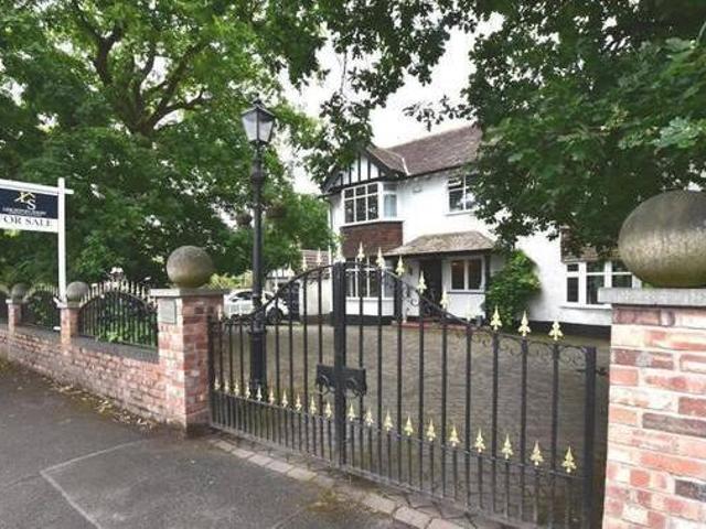 5 bedroom detached house for sale in Hopton Woodford Road Bramhall SK7 SK7