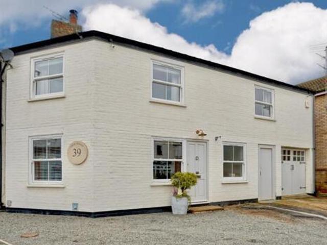 5 Bedroom Detached House For Sale In Huntingdon, Cambridgeshire