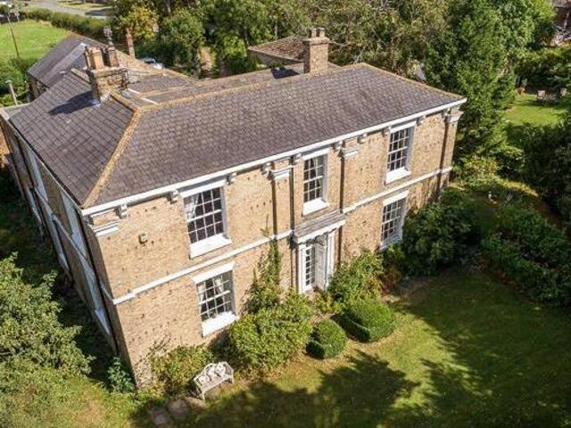 5 Bedroom Detached House For Sale In Immingham, South Humberside