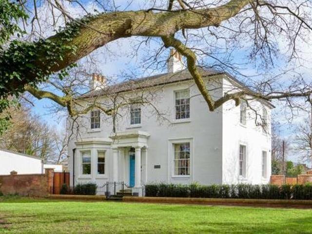 5 Bedroom Detached House For Sale In Leamington Spa, Warwickshire