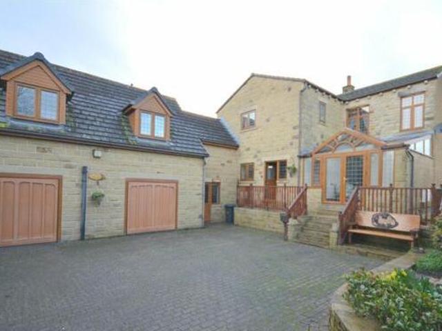 5 Bedroom Detached House For Sale In Mirfield
