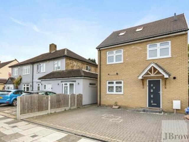 5 Bedroom Detached House For Sale In South Ockendon, Essex