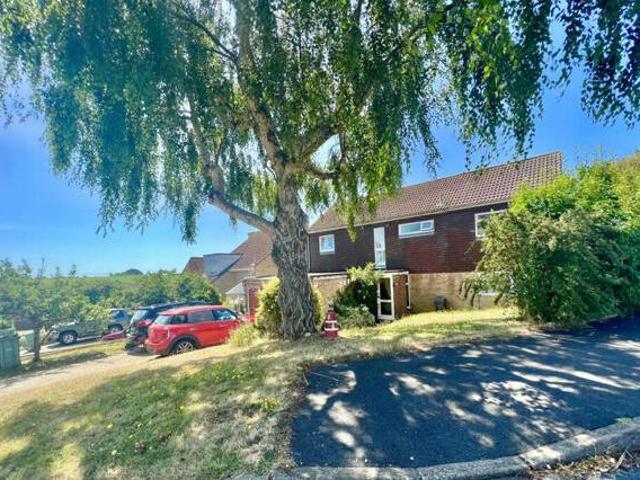 5 Bedroom Detached House For Sale In Sandown