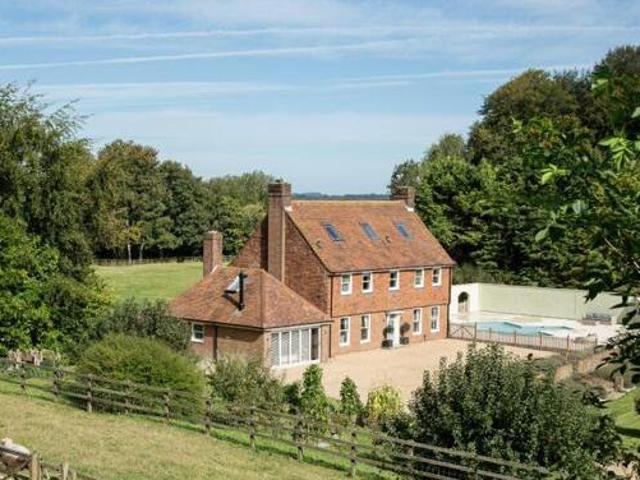 5 Bedroom Detached House For Sale In Petersfield