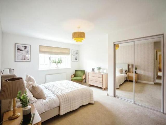5 bedroom detached house for sale in Roundwell Park, Bearsted, Maidstone, ME14