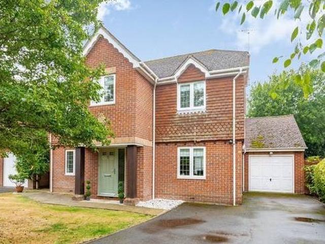 5 bedroom detached house for sale in Ryecroft Longfield Hill DA3