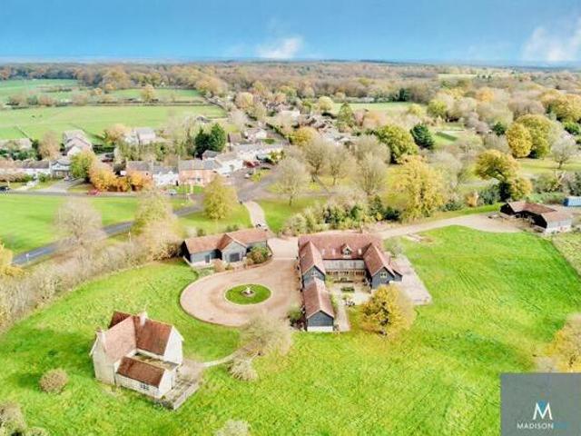 5 Bedroom Detached House For Sale In Welwyn, Hertfordshire