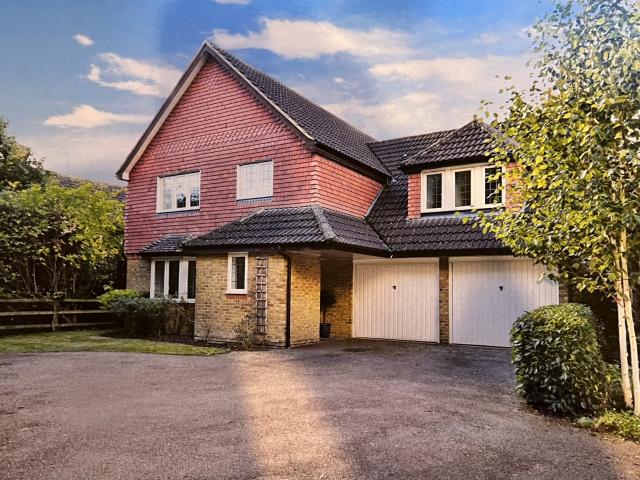 5 Bedroom Detached House In Prime Location Wendover