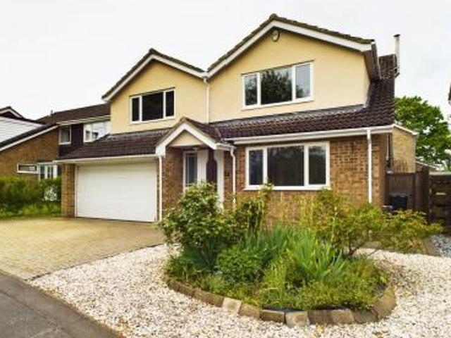 5 bedroom Detached house To Let
