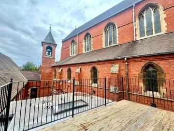 5 bedroom Detached house To Let