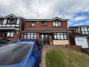 5 bedroom detached house to rent