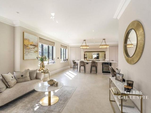 5 bedroom detached house to rent
