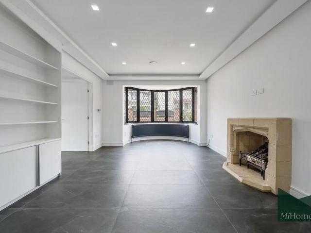 5 bedroom detached house to rent