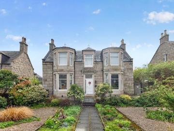Aberdeen, Aberdeen And Grampian - Garden