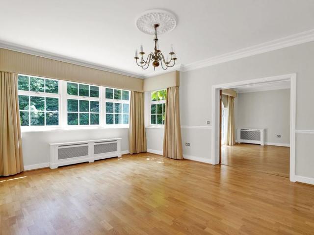 5 bedroom detached house to rent