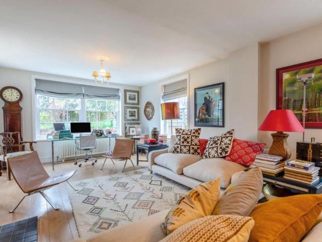 5 bedroom detached house to rent