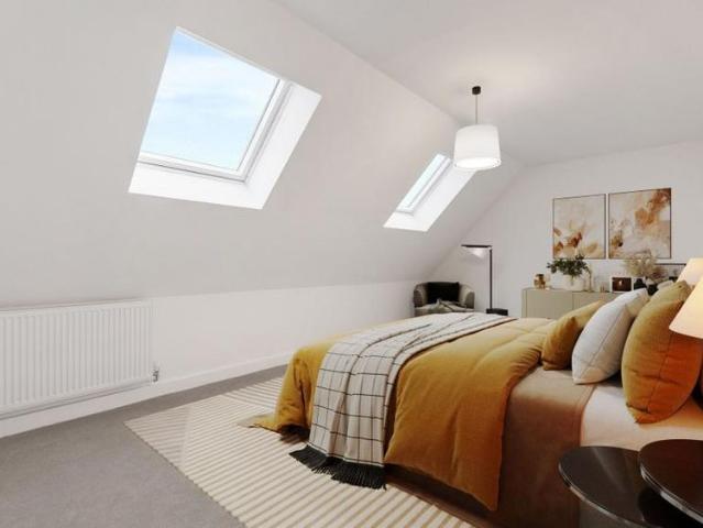 5 bedroom detached house to rent