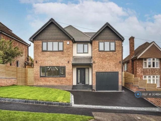 5 bedroom detached house to rent